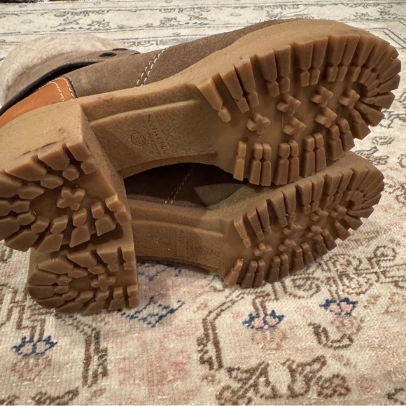 See by Chloe Eileen Tan Block Heel Ankle Boots | Size 39 - Picture 7 of 9